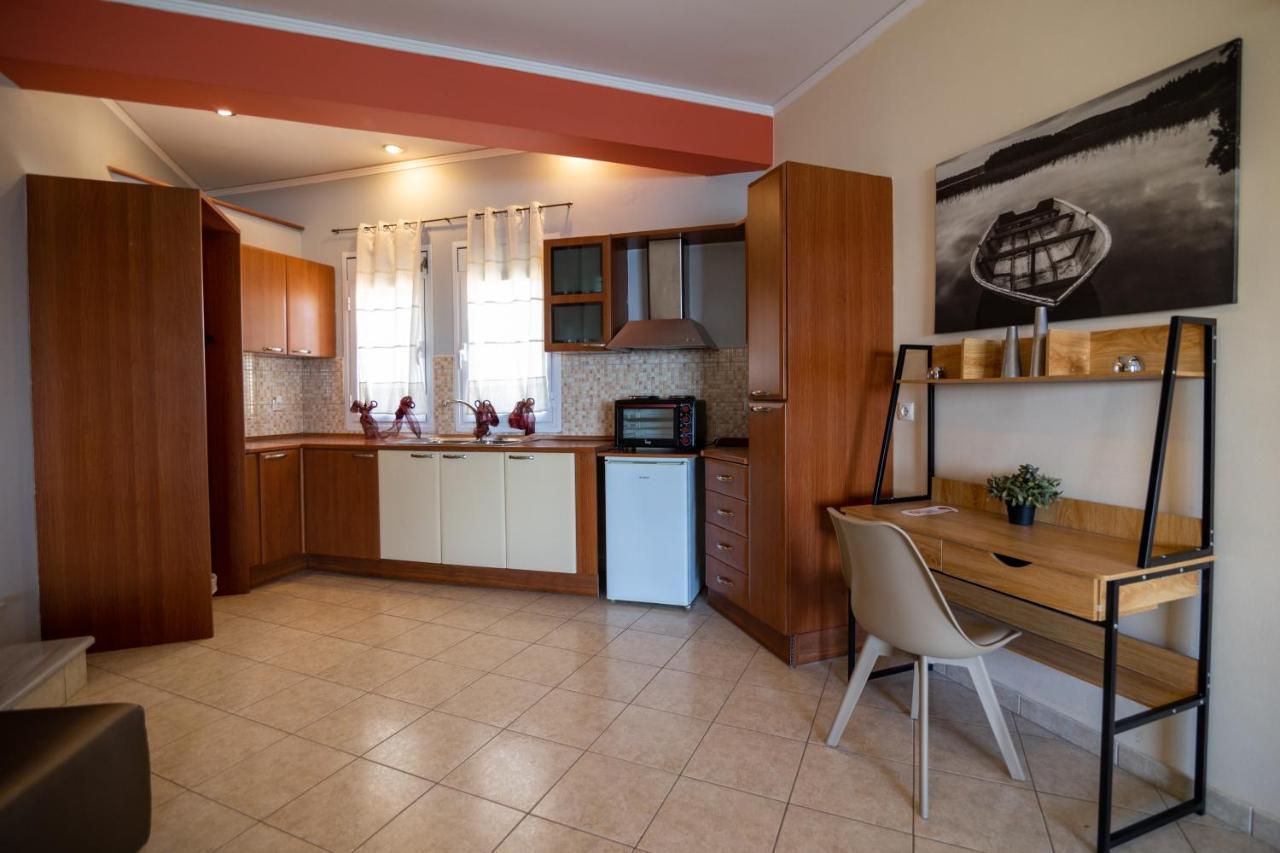 Votsalakia Hotel & Luxury Apartments Selinia Bagian luar foto